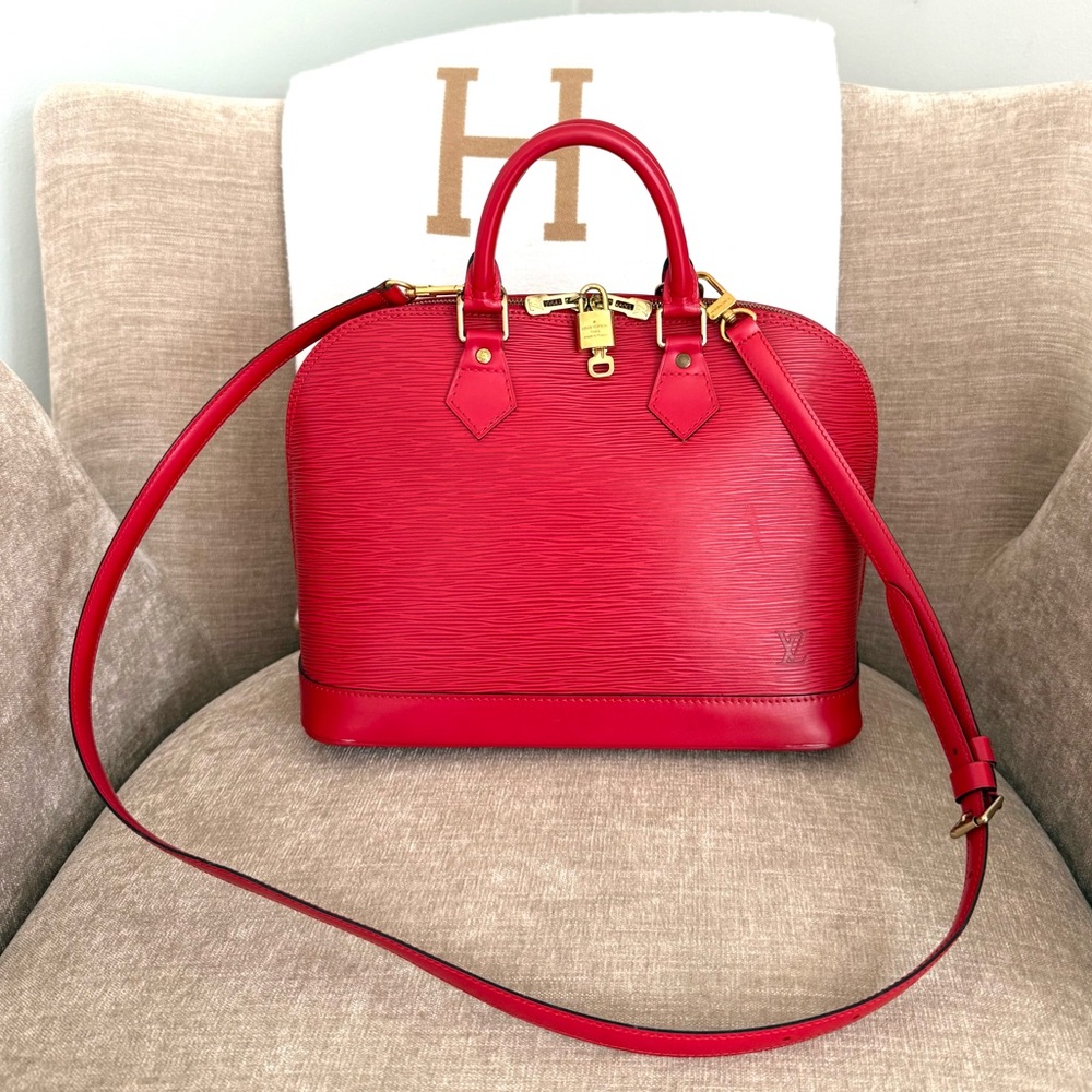 Authentic Louis Vuitton Alma bag M52147 red Epi leather with strap medium